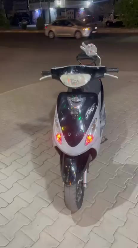 ماطور لأبيها ماكس منغولي موديل  شراي تعال خاص محرك مامفتح تحد الفحص 773 197 9033


**إذا كنت صاحب هذا الإعلان وتريد حذفه لأي سبب، رجاءا أرسل رسالة إلى الدعم الفني**