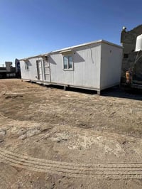 كرفان • ١٢×٣م • غرفتين