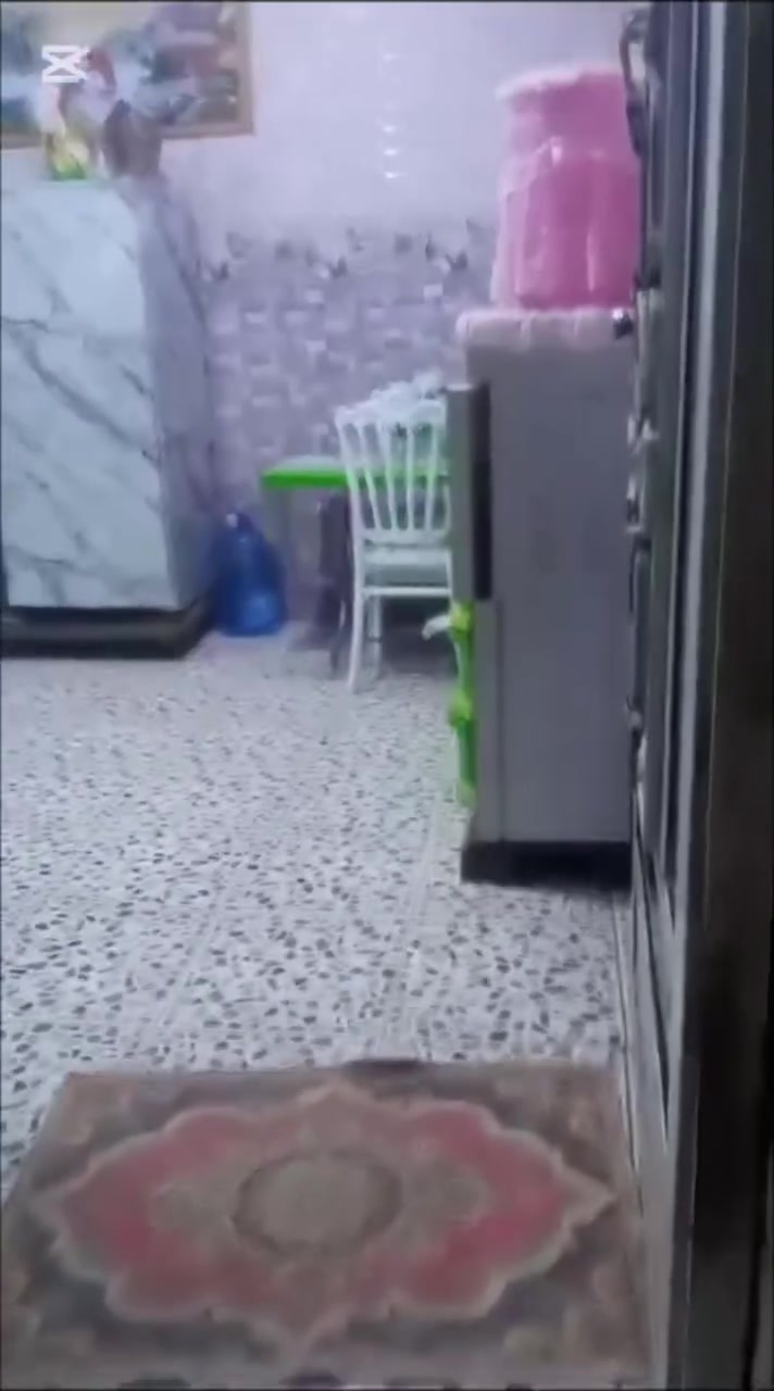 السلام عليكم ورحمه الله وبركاته بيت طابقين للبيع مساحته ( 200 م ) الطابق الاول مكون من مطبخ وهول واستقبال وغرفه نوم ومجمع صيحات داخلي وخارجي والطابق الثاني يحتوي على غرفتين نوم وهول العنوان بابل منطقه برنون شارع بيت عبد الرضا بناء حديث للاستفسار الاتصال علئ الرقم ***********
***********
