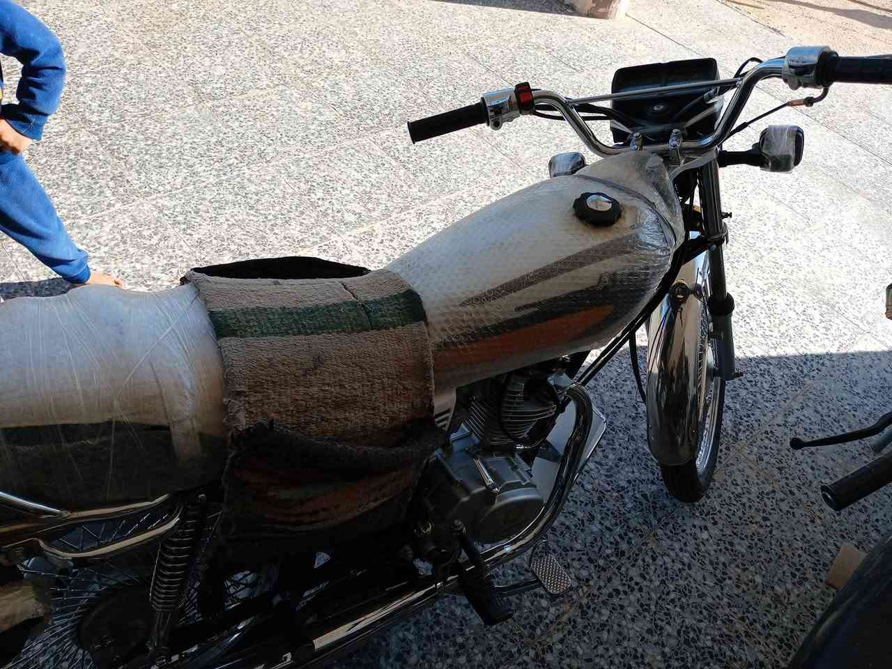 تايكر موديل 25 وراق سكنر مابيه اي نقص سعر 675بيه مجال قليل مكاني كربلاء قرب لحر ***********
