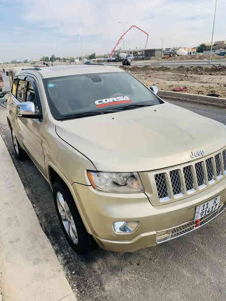 سلام عليكم 
للبيع أو مراوس  حسب القناعه 
الوحش الأمريكي ٥٧٠٠ 
جيب مديل ٢٠١٢

فووول للأخير اعلى فئه بجيب 

فتحه 

بصمه 

جنطه بصمه طكتين 

جنطه كهرباء 

فور ويل 

كشنات كهرباء 

كشنات تتفئه تبريد 

شاشه كأمره بلاديه قلاب

داخل مشمشي 

رادار امامي 

بجم زنون زرع 

ويلكب ٢٠ 

أشاير بل المري 

سستم نيكل 

موس 

تشغيل عن بعد 

تبريد قطعتين 

شاشه سقف 

حساس خلفي وأمامي 

تستيرن تتفئه 

تبريد ثلج 

فيت بم وعبوه وطوافه جديده 

ادامه كامله 

باتري جديد 

تشغيل عن بعد 

سياره الف متصرف عليه 
جاملغ خلفي فقط بدون اي داخل ومباوكين الباب كلير توحيد لون 
ماشيه ١٢٥ حقيقي 

اي ستفسار خادم *********** 

مكان سياره شعله
