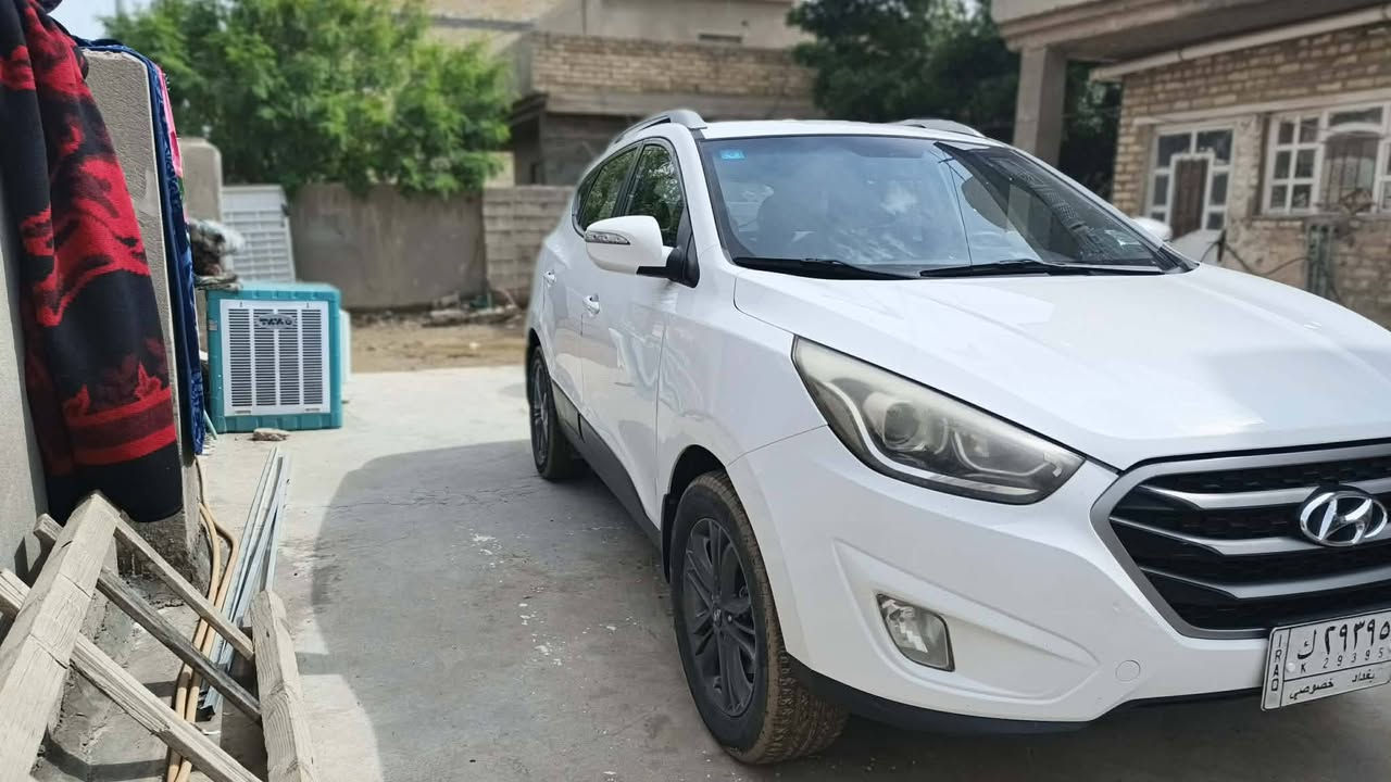 السلام عليكم توسان موديل ١٦ خليجي كير محرك مكفول سياره جاهزه مكفوله فقط بداية البنيد صبغ
***********
السعر ١٥٨ وبيه مجال
