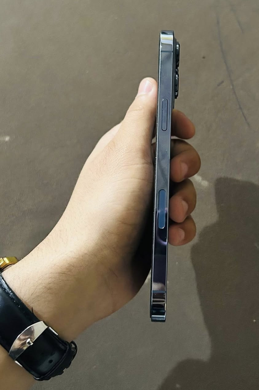 السلام عليكم ايفون ١٣ برو ماكس امريكي مبدل شاشة اصلية فقط فقط 
بطارية ٩٤٪؜ نظيف من كل النواحي 
خالي من الملحقات 
السعر ٦٥٠الف وبي مجال بسيط


**إذا كنت صاحب هذا الإعلان وتريد حذفه لأي سبب، رجاءا أرسل رسالة إلى الدعم الفني**