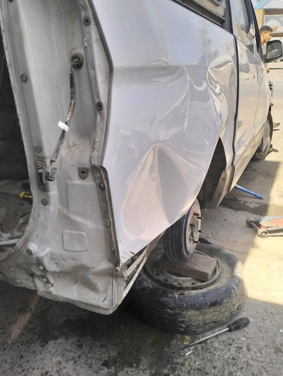 قبل وبعد اياد شمري سمكرة كافه انواع سيارات شارع شيخ عمر شارع الكيات ***********  تعديل جاملغ بارد بدون صبغ ***********
