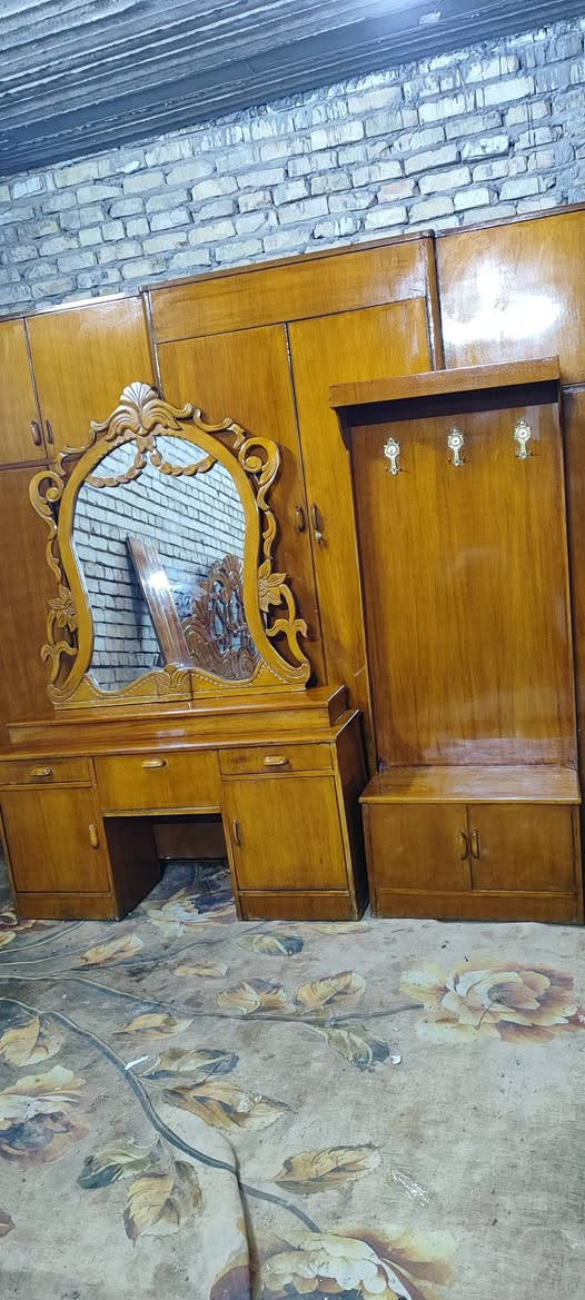 غرفه ام 6صاج تزكام ثكيله ظهر جرجوبه غرفه نظيفه مثل صوره وحله بعد أحله جرابيه لوح متواجد علخاص اكو توصيل بفلوس رقمي ***********ابو جود سعره 500لف
