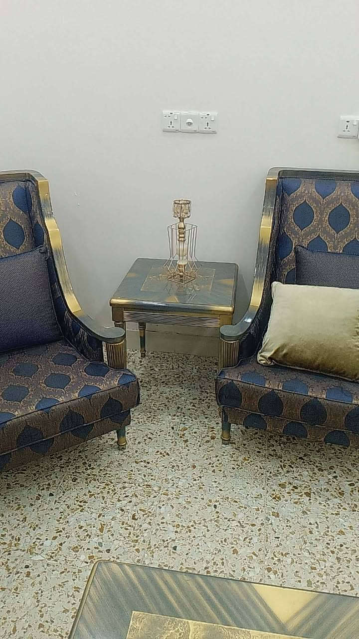 تخم للبيع ب مليون
***********
