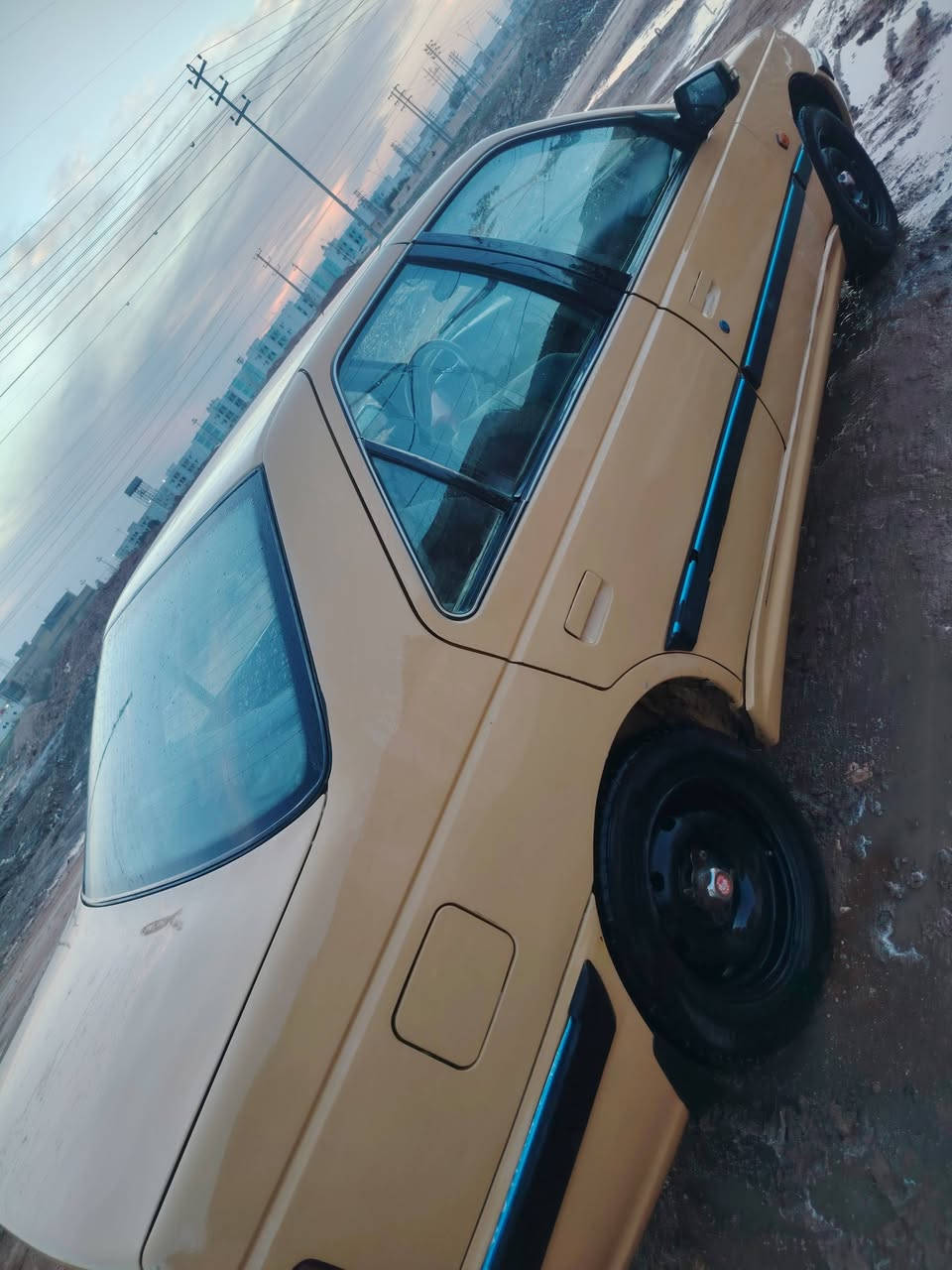 السلام عليكم بيجو بارص 2011رقمة قادسية مكينة وكير كفالة السيارة بسمي رقم انكليزي سنويه 31 بيه بنيد طاير فقط مداور ثاني يوم هيئه غرامات  مصفره مكاني  ديوانيه لحمزه الشرقي فريم ممه ومشط جديد سياره جاهزه ما بيها اي نقص  لسعر 36 وبيها مجال رقم الهاتف  ***********
