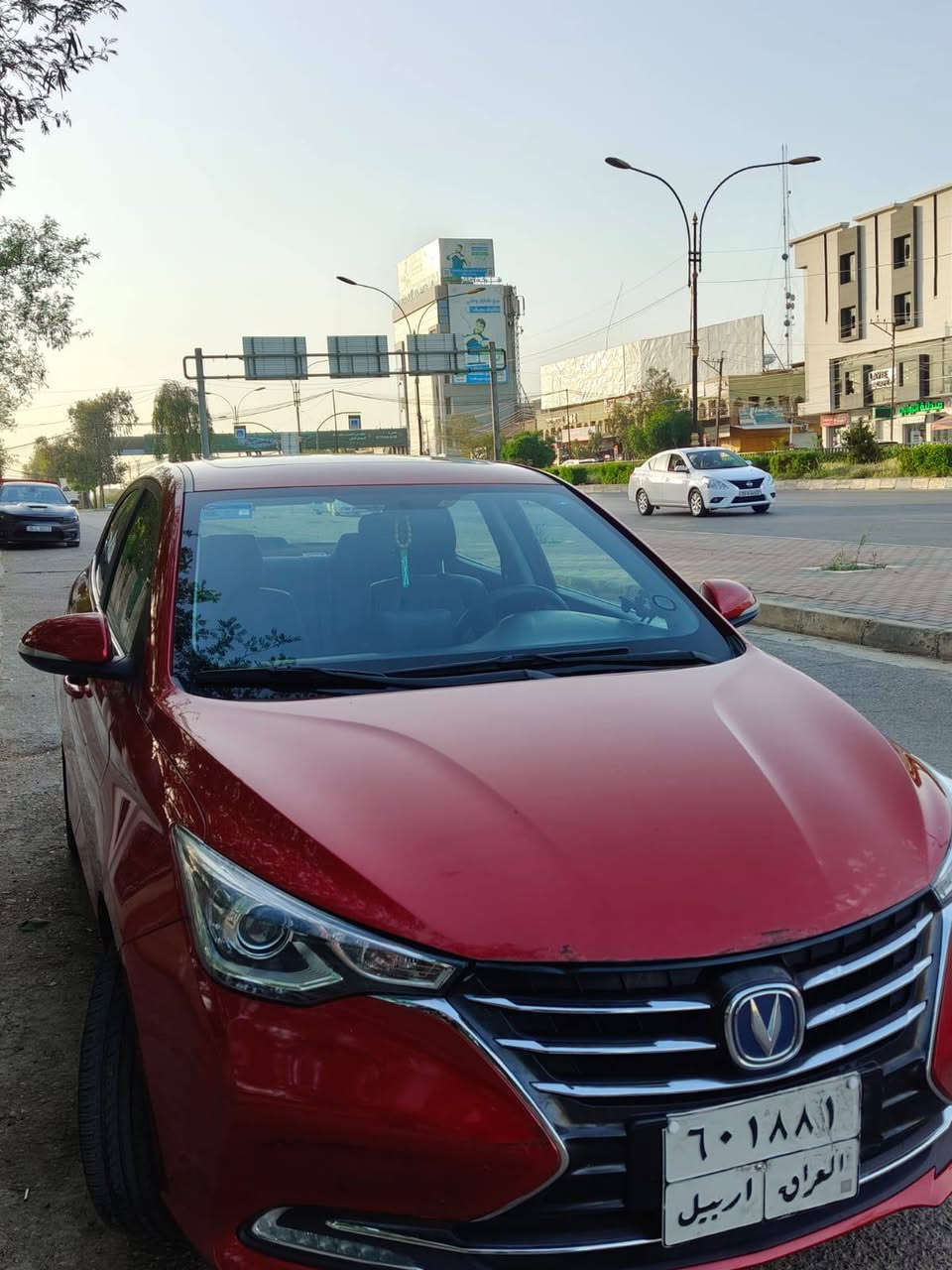 شانجان السفن موديل 2020 ماشية 65 الف وضع بلادي بدون صبغ عدا بعض الطخات عالبارد مكانها الموصل للتفاصيل والسعر اكتب تم ويجيك عالخاص او راسلني واتساب 
***********
