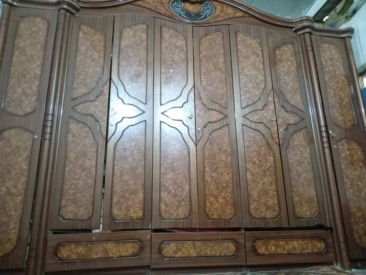 كنتور ماليزي رخيص ٦ ابواب مع ملحق رخيص لليشتري ***********
