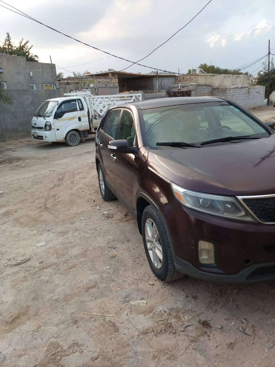 السلام عليكم سورنتو للبيع وارد امريكي بيها بنيد وجاملغ موديل ا2014     //ماشيه 182الف حقيقي
رقم انكليزي بابل بسمي   تحويل ثاني يوم مشروع وطني سياره غاز بانزين  مكينه  4سلندر  مكان السياره العماره ميسان السعر 135 رقم الهاتف
*********** عمارة, ميسان
