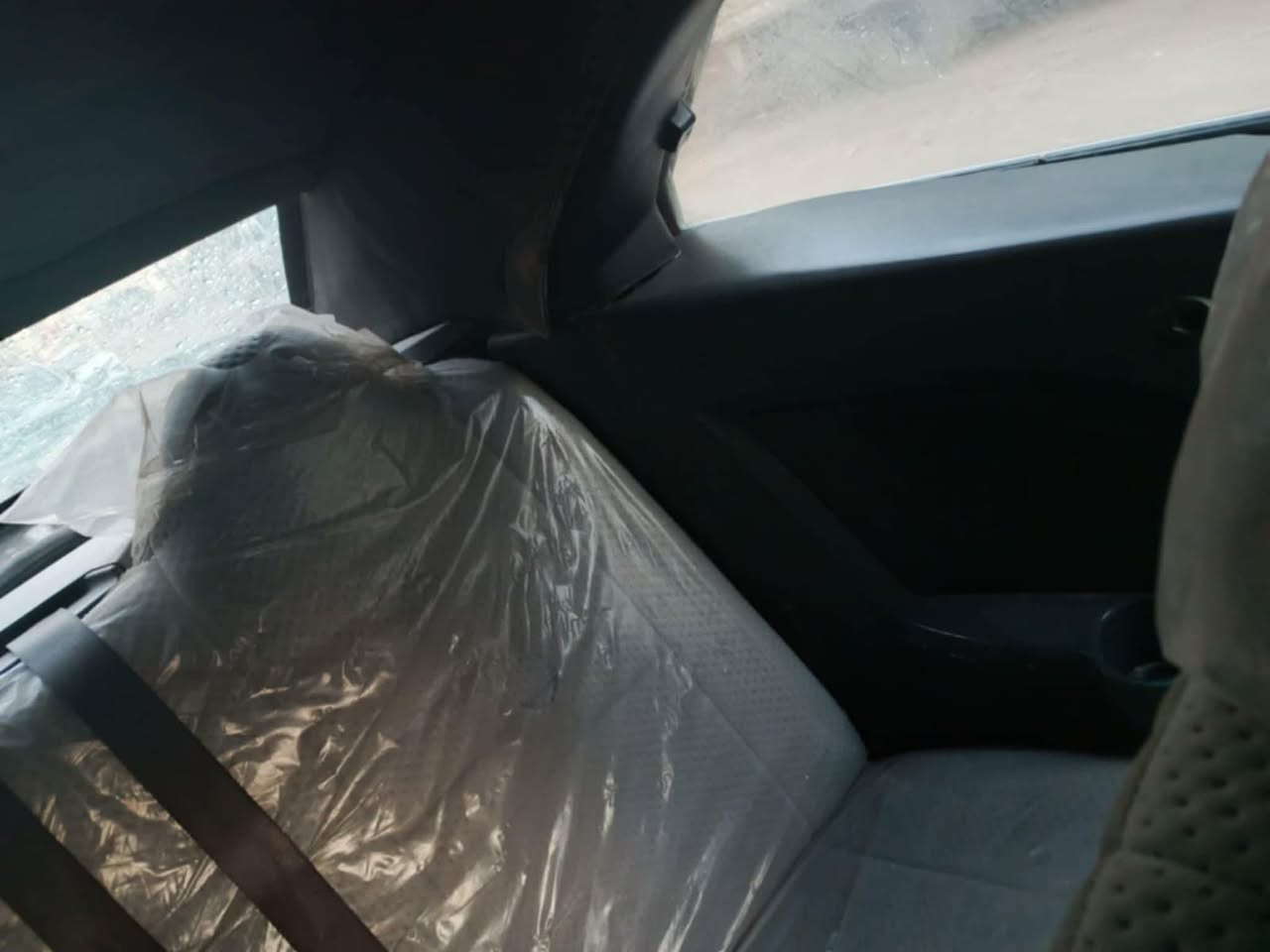 السلام عليكم سياره كلايزر للبيع موديل 2009 كشف رياضي تك باب مصبوغه حزام جماليه فقط كير محرك مكفول رقم انبار مشروع وطني عنوان السياره بغداد السعر 65$ وبيه مجال


**إذا كنت صاحب هذا الإعلان وتريد حذفه لأي سبب، رجاءا أرسل رسالة إلى الدعم الفني**