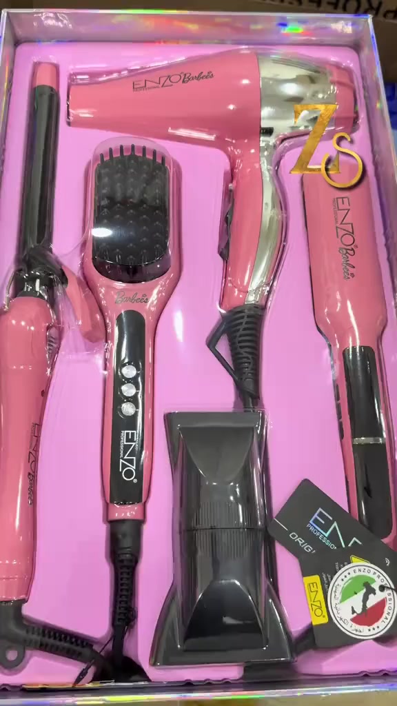 🩷 Enzo Professional Home Hair Styling Set

بكج باربي 🎀😉  تصفيف الشعر المنزلي من إنزو بروفيشنال شسوار اينزو الايطالي الاصلي ✔️ 

بكج يتكون من 4 قطع 🩷🍭 شسوار + كاوية + فرشة + فير  🙂‍↔️💜 

🩷 يحتوي على سشوار قوي لتجفيف سريع واحترافي 

🩷  فرشاة حرارية لتسريح وتمليس الشعر بسهولة 

🩷 فير لعمل أحلى كيرلي وموجات طبيعية
 
🩷 ستريتنر لنعومة ولمعان شعر مثل صالونات التجميل 

🩷 مجموعة متكاملة تغنيك عن أي جهاز 
آخر 

🩷 سريعة، عملية وسهلة الاستخدام بكل مكان 

🩷جودة عالية وضمان احترافي الاصلي شرط 

توصيل لجميع المحافظات العراق


**إذا كنت صاحب هذا الإعلان وتريد حذفه لأي سبب، رجاءا أرسل رسالة إلى الدعم الفني**