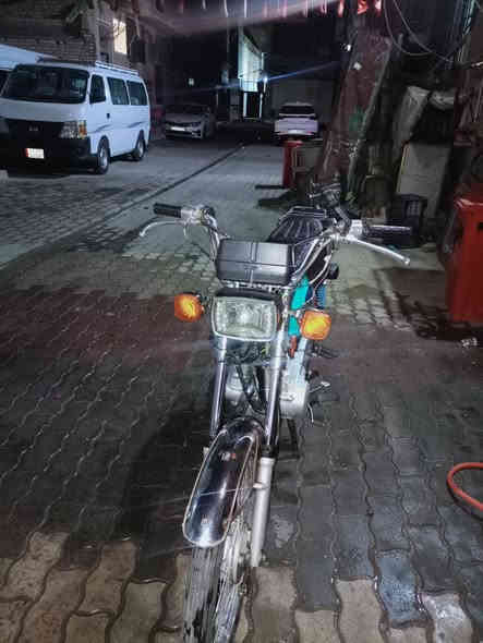 نامه شلامجه اصولي موديل 2023 برغي واحد ما مفتوح من المكينه شرط الفحص اكفلها الك شلامجه اصولي والمكينه برغي واحد ما مفتوح بيها السعر مليون و100 وبيها مجال قليل للشراي رقم الهاتف *********** رقم الواتساب ***********
