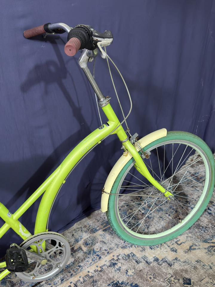 ━━━━━━━━━━━✦✧✦━━━━━━━━━━━
🚴‍♂️ بايسكل 🚴‍♂️
⚡ حجم : 20 
⚡ باله أصلي كسر حاوية
⚡كير خلفي (7) نمره
⚡️الحالة : جاهز بدون نقص 
💰 السعر :100   

🚚 ويوجد توصيل

📞 للاستفسار : *********** واتساب 
+مازنجر 
━━━━━━━━━━━✦✧✦━━━━━━━━━━━
