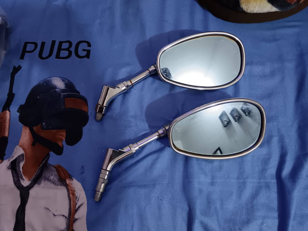 سلام عليكم شباب مري نيكل اصلي ومصدات اصليه نضاف كلش واصليات توصيل موجود لكل محافظات العراق الحبيب *********** وبخدمتكم ❤️❤️❤️❤️
