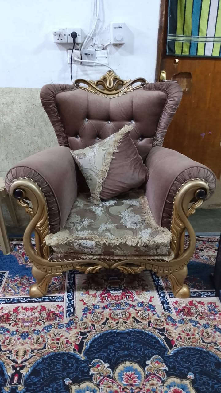 تخم رئاسي اخو جديد قنفتين كبار وكراسي  اربعه فقط للبيع شراي يتفضل خاص رجان مو شراي لايراسل  ولايعامل


**إذا كنت صاحب هذا الإعلان وتريد حذفه لأي سبب، رجاءا أرسل رسالة إلى الدعم الفني**