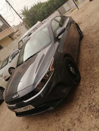 للبيع للبيع كيا فورتي 2023 فئة FE (عميه) وارد امريكي محرك كير صدر كله ...