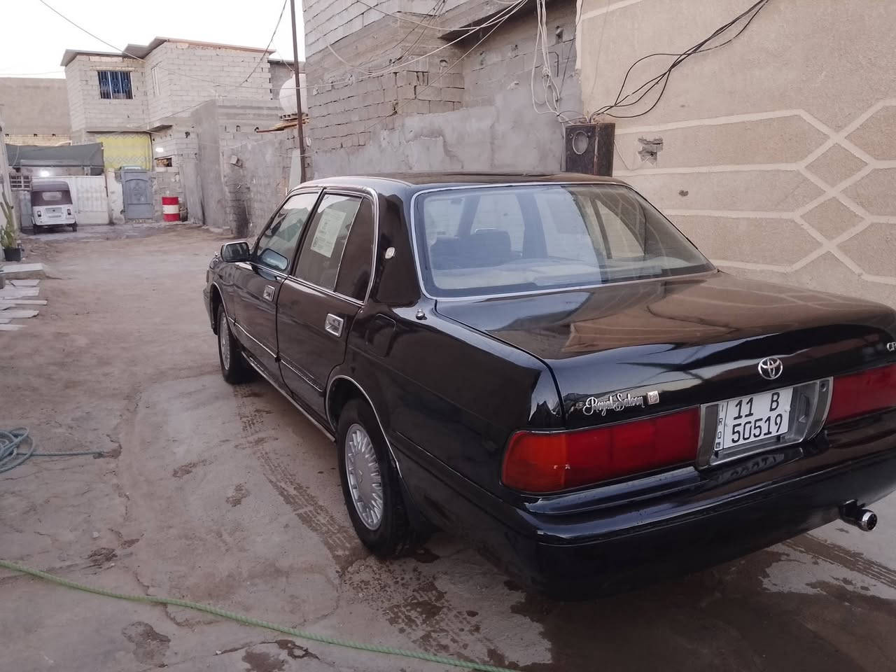 السلام عليكم ارنب للبيع ايسر بلادي سياره حلوه جاهزه جير ماكينه خير من الله مكان السياره رقم الهاتف***********

