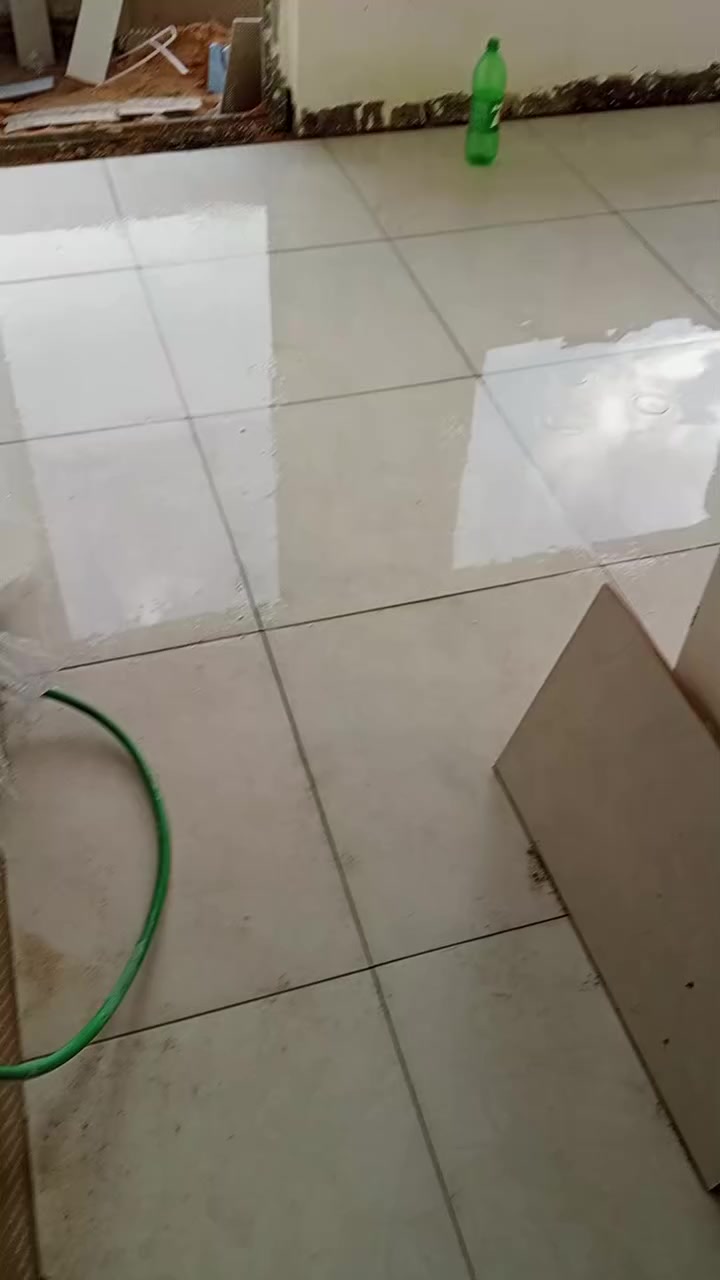 السلام عليكم
خلفة سيراميك متفرغ حاليا تطبيكَ الجدران والارضيات بكافة الانواع 
***********
بغداد
