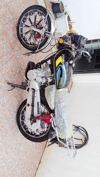 ايراني • مديل ٢٥ • ٢٠٠