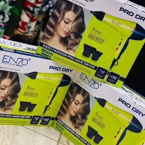 شسوار ماركه ENZO
درجتين بارد 
درجتين حار
مع حراره تصل الى 6000W  حقيقيه 
مع راسين لشسوار لتحكم بقوه دفع الهواء
مع سرعتين بارد وحار كذالك
واير قوي مع طول مترتين ونص تقريبا
هواء صافي غير موذي لبشره لوجود فلاتر لهواء من الخلف
والسعر 25 الف شامل التوصيل لكل العراق
لحجز رقمك وعنوانك خاص
او واتس ***********
