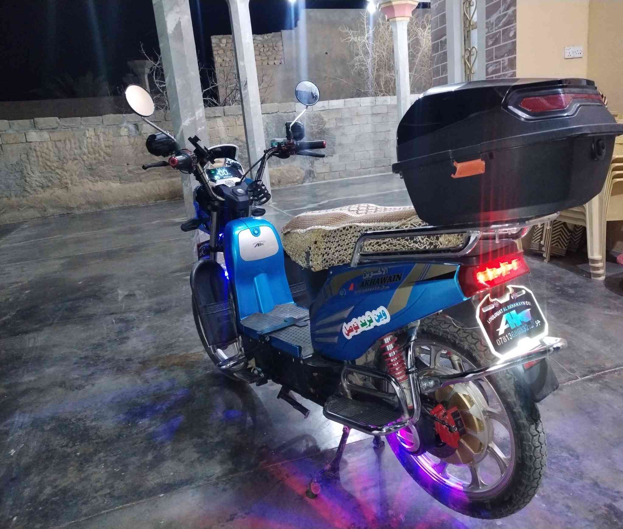 اخوان السلام عليكم ماطور شحن الأخوين  نظام R موديل 25 ماطور نظيف نظافته هي تحكي باتريات 30 امبير الاستفسار *********** والسعر مناسب   ومتواجد خاص
