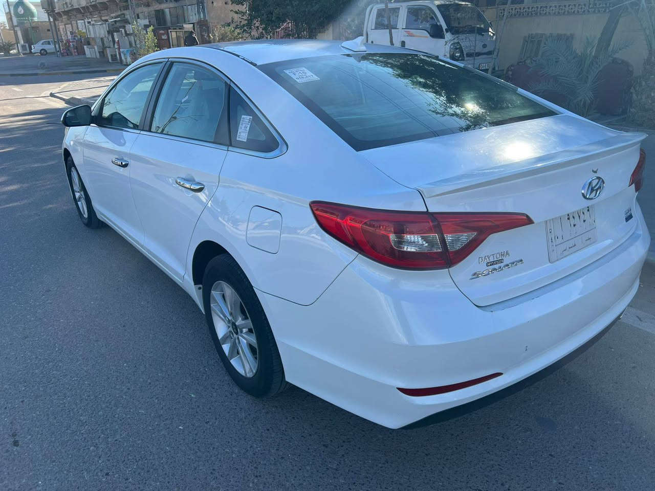 سلام عليكم سوناتا موديل 2016 وارد امريكي بيه بنيد بدل صور الحادث ما امريكه فقط بس بنيد وبل عراق جاملقات الماميه مصبوغات اثر جراد سياره كفاله من ضربه بصره حره مشروع وطني مكان سياره بصره سعر 110 رجان لأحد  يكول شنو بيه ما بيه قره المنشور وخابر رقم الهاتف ***********
