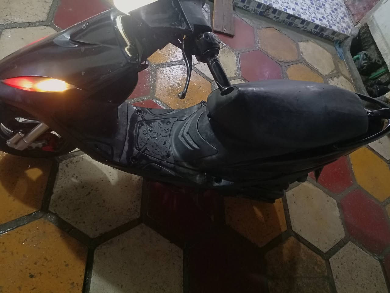 سلام عليكم دراجه ماكس عدله نضيفه  شغاله هندر مكينه ناعمه صالنصه صجميه  كهربائيات كامله خير من الله 50 بلاد شلعه ومعدل باقي تفاصيل واتساب او علا هذا الرقم بيك خير وتدلل ***********
