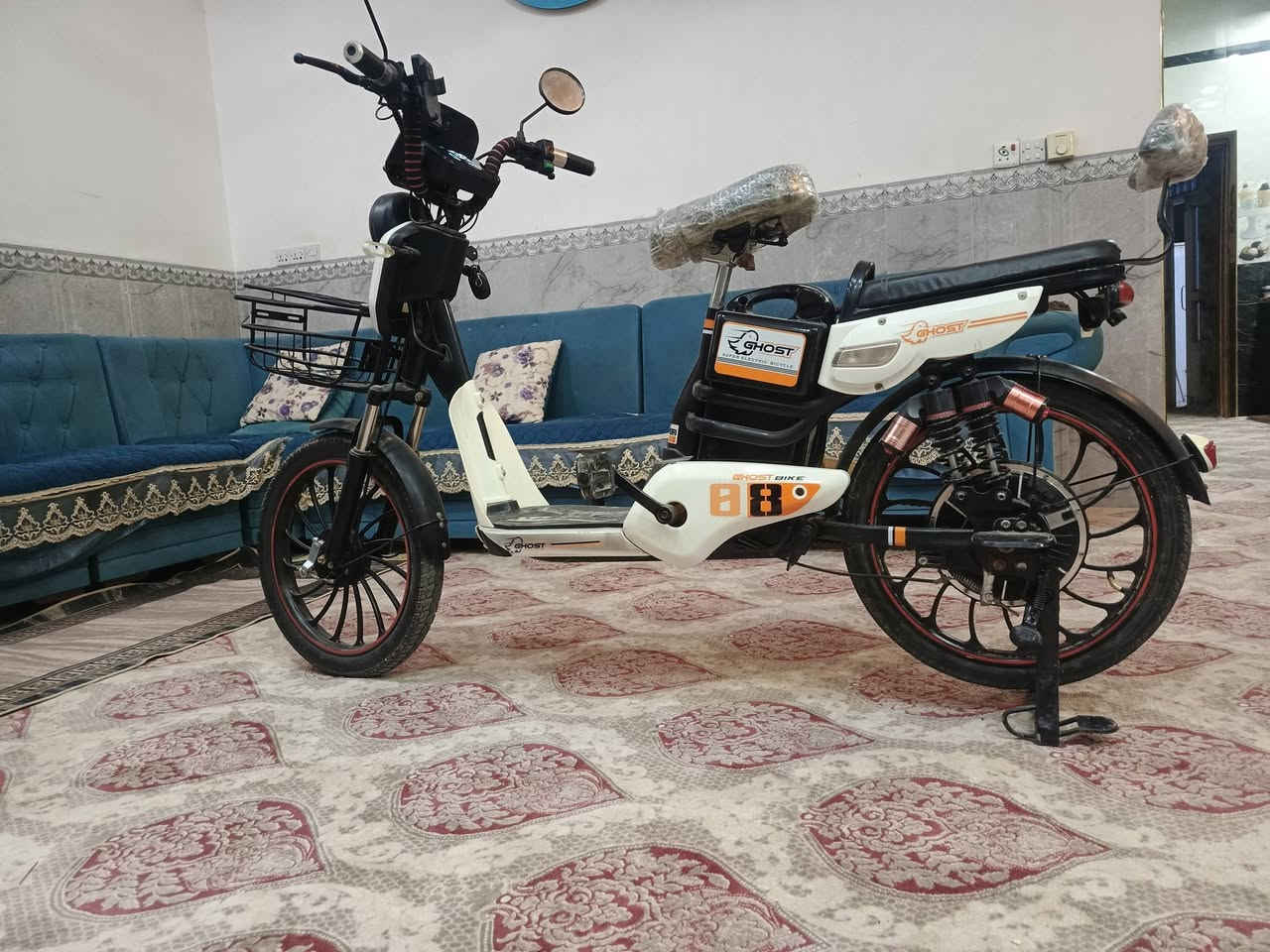 باسكل شحن للبيع السعر250 قفل نضافه فوللل باسكل جديد فقط البطاريه ضعيفه ربع عمر   مكانه الشطره حي الامين الثاني ***********
