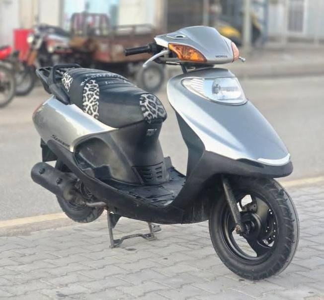 السلام عليكم سبيسي ياباني لبيع كلهة شغالة لي يريدهة ينتصل
*********** / *********** وبي خير ويدلل
