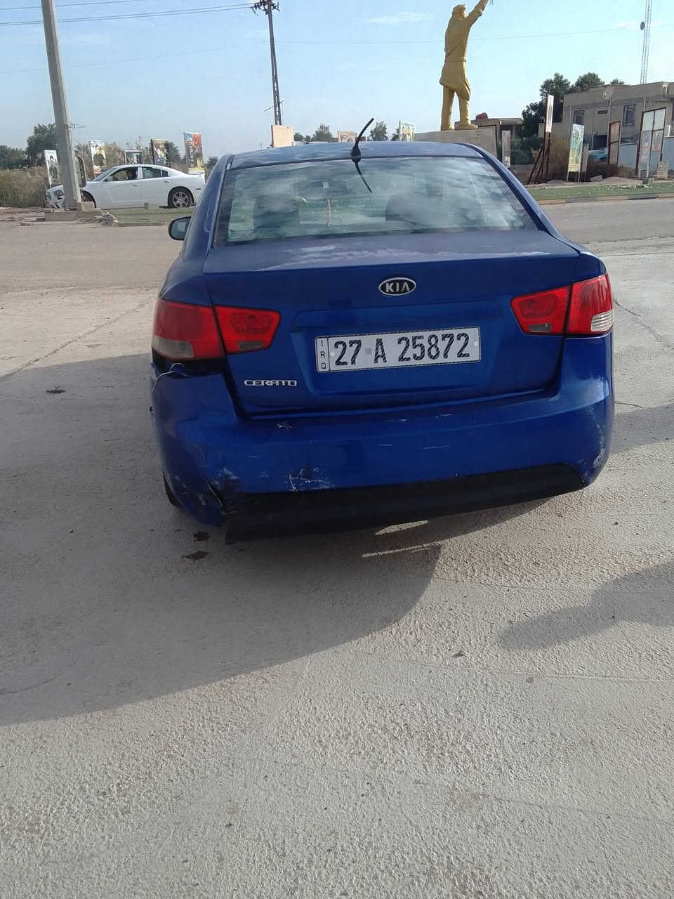 السلام عليكم سيراتو 12
رقم ذي قار  بيها حزام صبق لا ضربه ولا دواخل فقط 
  هاي  الضربه الواضحا كدامكم اجه ابو تكتك ودعمها 
سياره  مال جناي نضيفه حيل بس ضالمها التصوير 
بالواقع بعد أحله تبريد ثلج شاهد الله كهرباياتهء كلها شغاله
مكينه لا تبخير ولا تنقيص مكينتها الف او ستميه 
سياره خليجي مو امريكي العنوان ذي قار قضاء الدوايه 
السعر 80 وبيها مجال كلش بصيط واي استفسار اني 
خادم ***********
