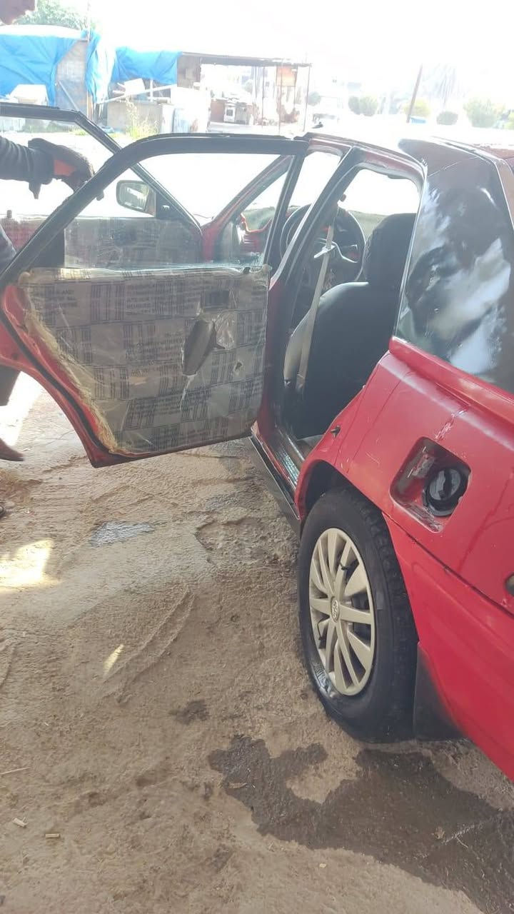 سلام عليكم البيع مازده ام عيون موديل 93 رقم كركوك مشروع وطني تحويل مباشر عضم عاج بدون دفتر بنزين مابي لو احمر سياره كير محرك شرط كل عيب مابيه  سعره 23بيه مجال الشراي مكاني تكريت العلم تصال عل رقم ***********
