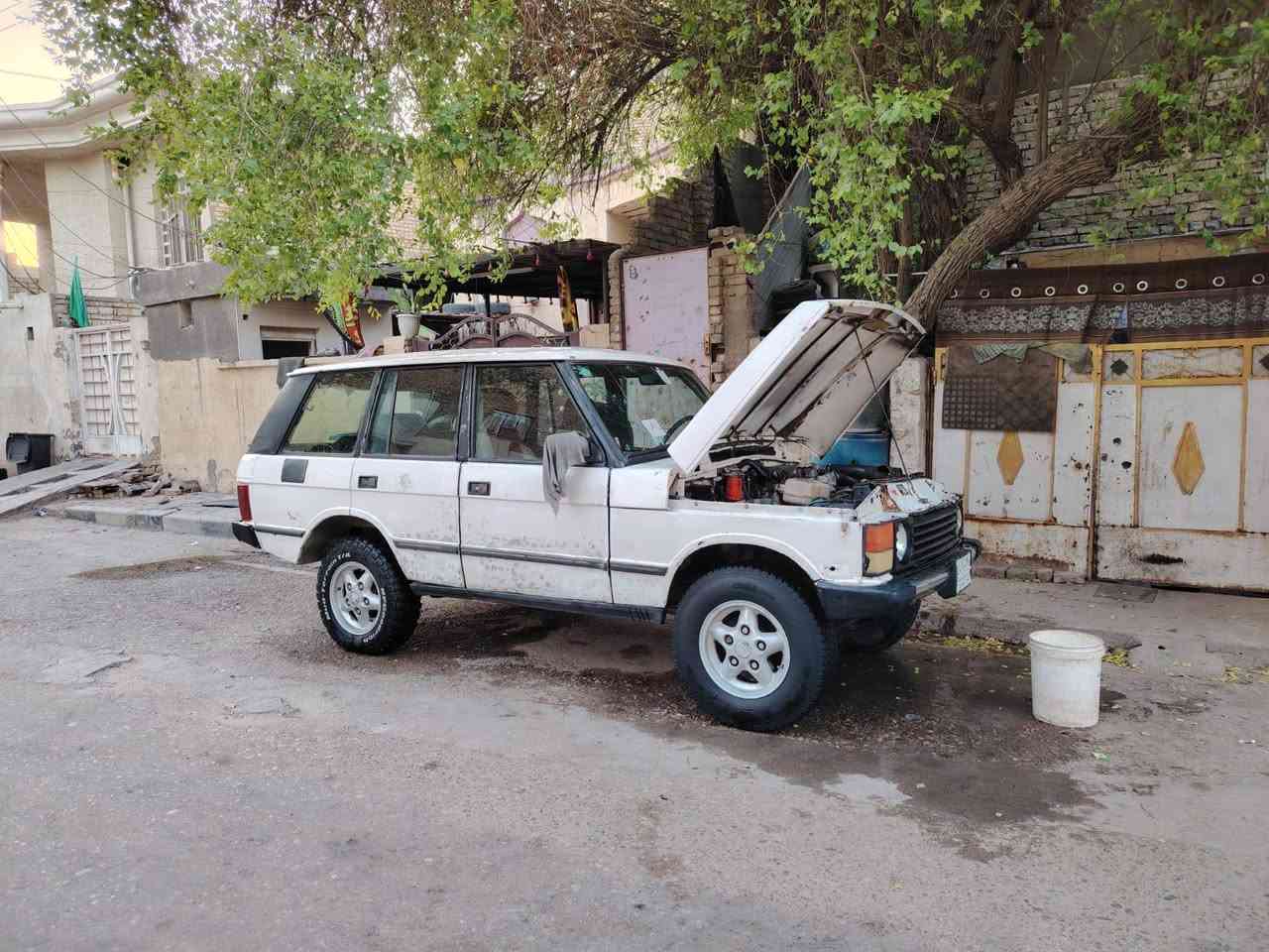 سلام عليكم ورحمه والله من رخصت مدير الكروب رانج البيع مديل 94 سياره جاهزه حداديه جديده تخم تاير جديد مكينه كاز بلادي كير عادي باتري جديد سنويه بسمي بغداد سنويه 28 تحويل ثاني يوم  انتصل وتدلل مكان السياره ميسان العماره ***********
