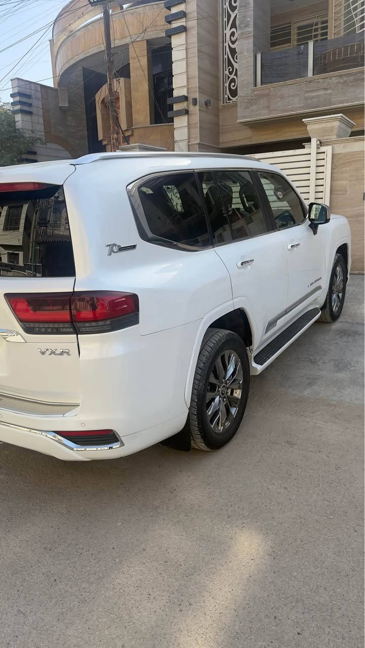 سلام عليكم…
لاندكروز VXR ساز
موديل 2022
ماشيه 52000 كيلو متر
السعر 70000
مكاني بغداد حي البنوك
هاتف *********** بغداد, العراق
