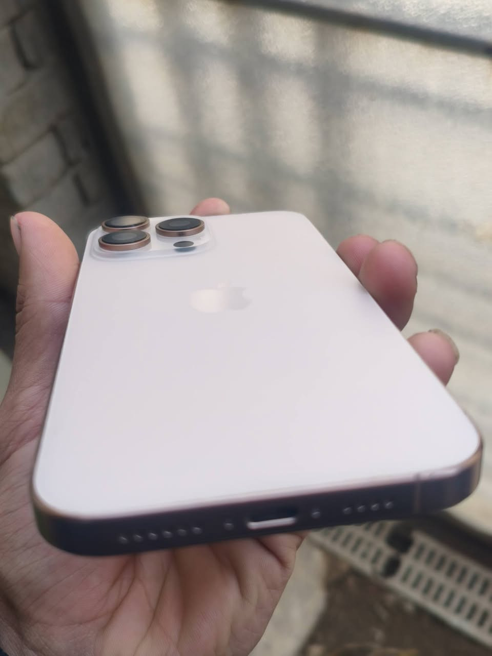 سلام عليكم ايفون 16 برو ماكس للبيع او مراوس الجاهز مقفول ايكلود وينفتح تخطي ومبدل شاشه وبورد وبطاريه وشاشته تعلك مدري شبيها هوه من انقفل كامت تعلك
سعر خاص ***********
