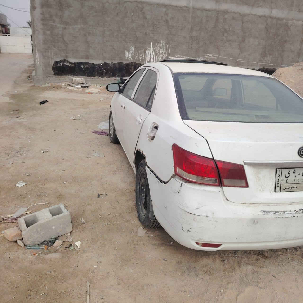 بي وادي البيع سنويه ضايعه بيع ع لوجود 
مكينه وكير شقالات بس حالين كاطعه نار 
لمكان بصره كرمت علي سعر 10 رقات 
رقم صاحب سياره ***********
