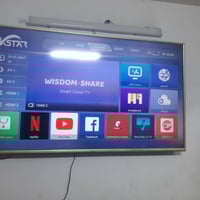 شاشه ٦٥ بسبب اختلاف على لون الاطار ..السعر ٣٥٠ وبي مجال المكان الطوبجي...