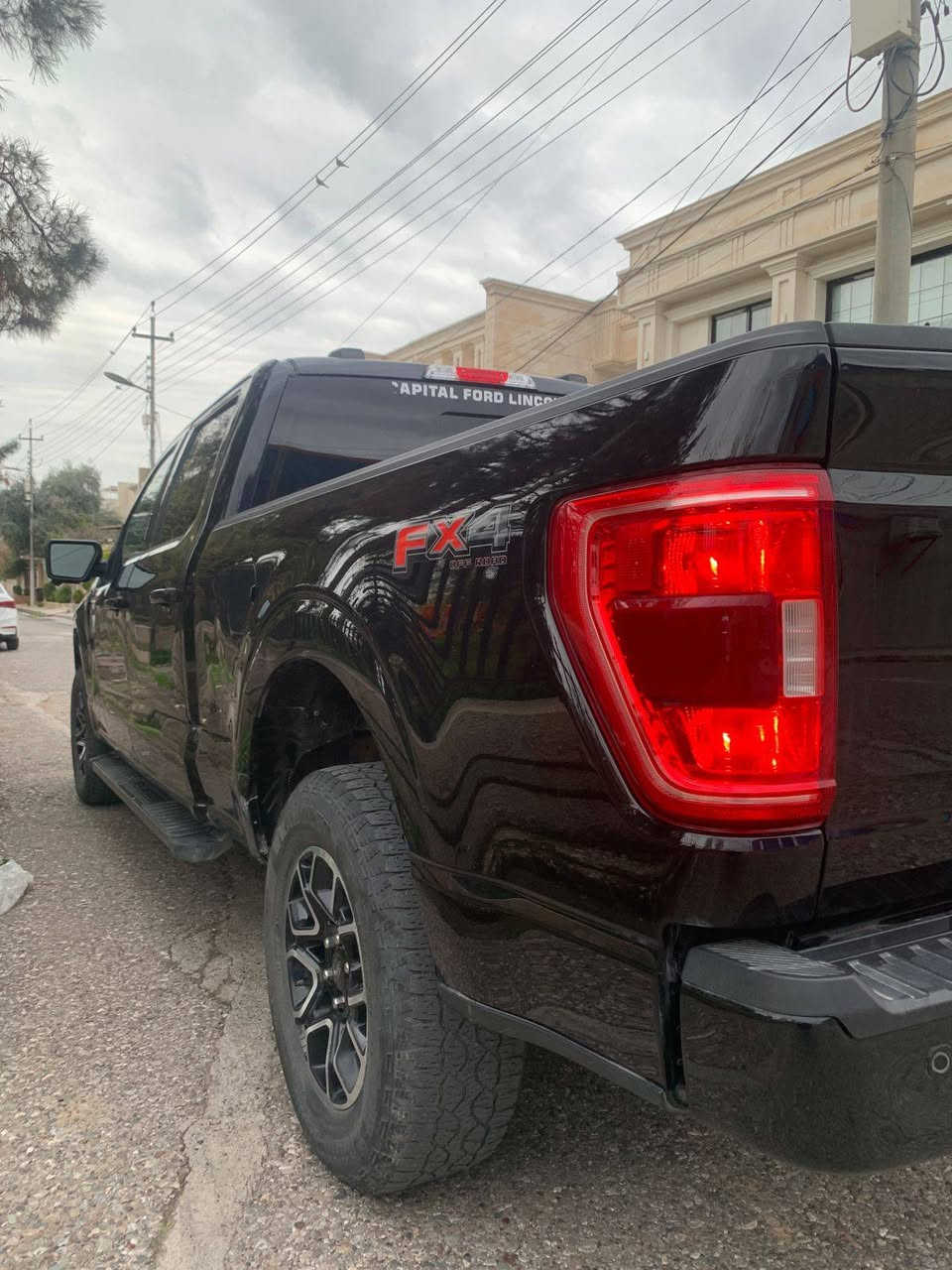 کــــــوردی ،،،،،،،
. فرۆشتن و گۆڕینەوە

. فـــــۆرد F 150
. مـــــۆدیل / 2023 
. مەکینە : V6 _3500 تۆڕبۆ 
. ژمارە کاتی شـــــــکاو 
. ڕۆیشتن : 73,000 km 
. مواسفات : XLT دبل ئەکسل 
. سبوغ : ڕوبعەک چاملغی پشتی 
. بێ ناو گرتن ، بێ ئێڕبــــــــاگ 

. نــــــــرخ ( ٢٥٠ $ ) معاملە 

. ناونیشان هەولێر ئازادی 
________________________

عربي : 
بیع و مراوسة حسب قناعة 

. فــــورد اف Ford F 150 
. مــــــــودیل / ٢٠٢٣ 
. محرك / V6_3500 تیربو 
. ماشي فقط ( 73,000 km ) 
. بدون رقم ، رقم کاتي 
. مواصفات / XLT فور ویل 
. صبغ / ربع جاملغ خلفي 
. باقي مكفول ، بدون دواخل 
. ایرباكات علی وضع الشركة 

. ســـــــعر ( ۲٥۰ $ ) بها مجال 

. عنوان اربیل ٲزادی أربيل, العراق


**إذا كنت صاحب هذا الإعلان وتريد حذفه لأي سبب، رجاءا أرسل رسالة إلى الدعم الفني**