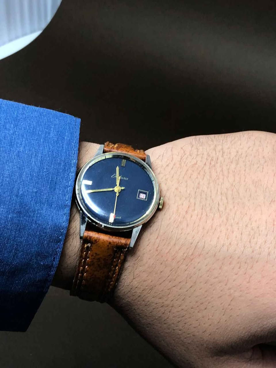 ساعة اندورا سويسري 
أنتاج ستينات
قيم وأخذ البصرة, العراق


**إذا كنت صاحب هذا الإعلان وتريد حذفه لأي سبب، رجاءا أرسل رسالة إلى الدعم الفني**