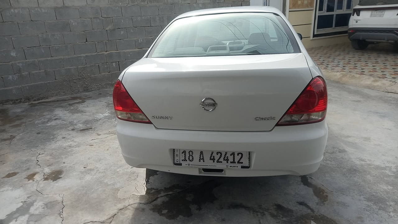 سلام عليكم 
سني ياباني
محرك اسود 
كير اوتماتيك
موديل ٢٠١٠
رقم بابل انكليزي 
سنويه ٢٠٣٩
هزه جديده
استلام شركه على ايد وحده محوله مره وحده
بيها بارد بسيط ورش كد شبرين بالبنيد اثر طخه بسيطه واضحه 
 والباقي شركه
المكان بين بابل وبغداد(جبله)
*********** واتساب واتصال
