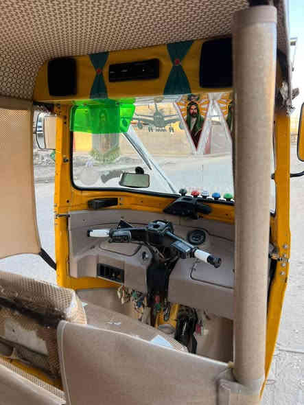 سلام عليكم تكتك للبيع موديل 2018 شهر 5 اوراق كامله المصطفى تكتك جاهزه خير من الله العنوان بغداد الكماليه السعر 3850 وبيهه مجال الهاتف *********** ما متوجد ع خاص
