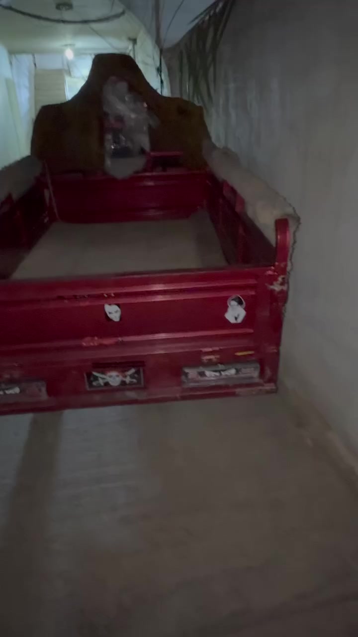 ستوته موديل 22 نضيفه وبلحقيقه انضف الكامره ضالمته واوراقه موجوده كامله انطيه بشرط نضافه واكفلك شاصي وكهربائيات ومكينه وركبه وكلشي سعره مليون و650 وبيه مجال بلمعامله هاذ رقمي ***********
