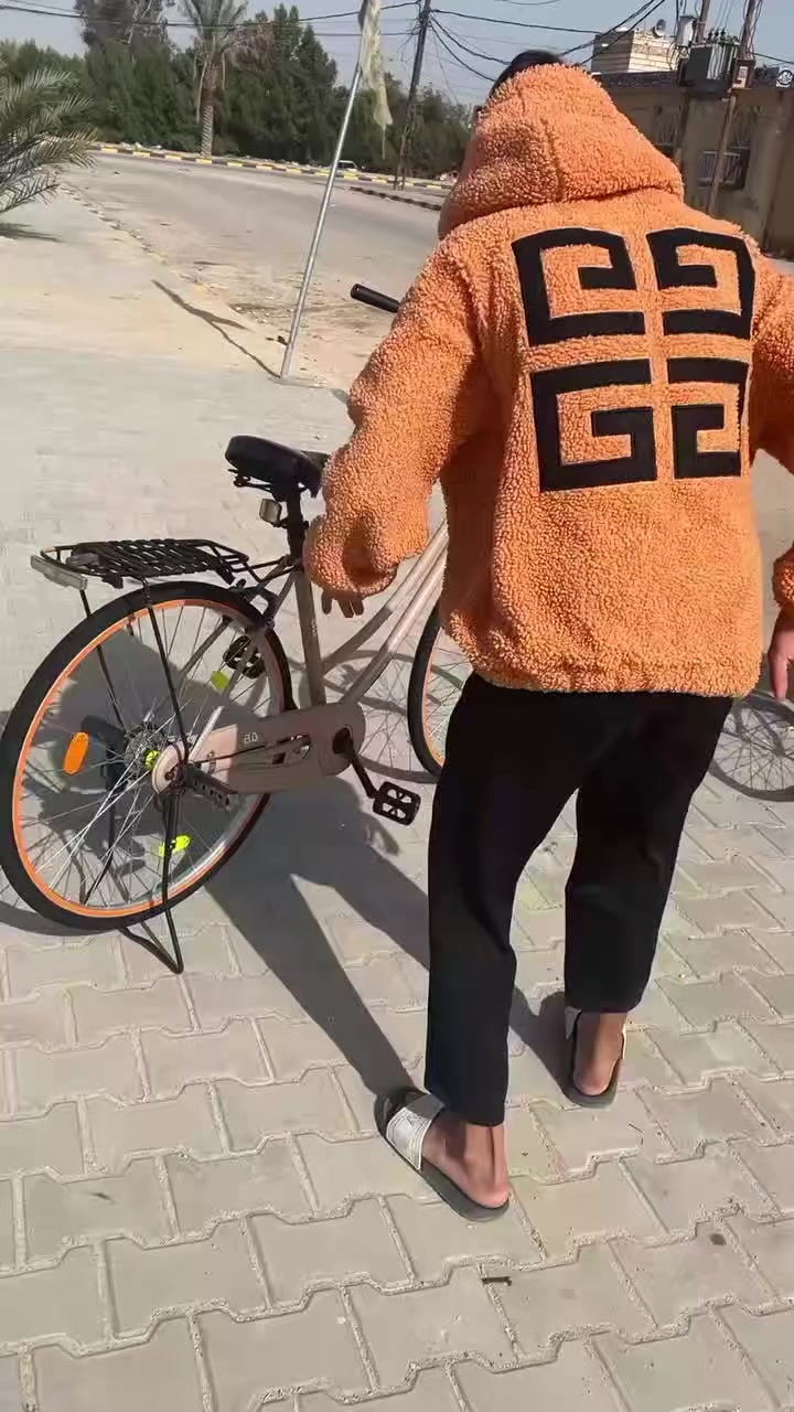 السلام عليكم ✨
باسكل للبيع وللمراوس ✨

لون مميز✨

نضافه95✨

شراي تعال خاص✨

مكان نجف حي مكرمه💤

مديل20💤


**إذا كنت صاحب هذا الإعلان وتريد حذفه لأي سبب، رجاءا أرسل رسالة إلى الدعم الفني**