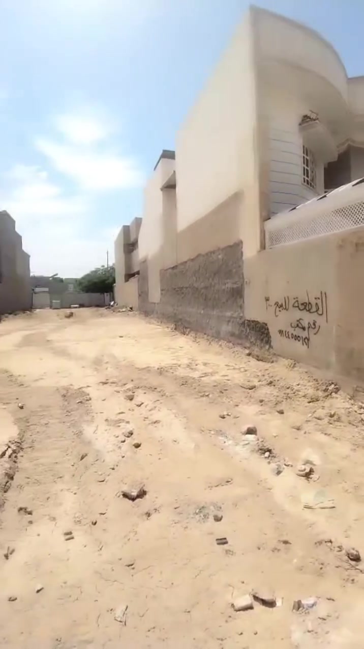 🏠  قطعه ارض في الفلوجة – موقع مميز جداً

📍 مقابل جامع مكة المكرمة ومقابل الجوازات وقرب شارع السد 
وشارع 60
📍 منطقة كاملة الخدمات وقريبة من كل شيء

📐 المساحة:
 • بالسند: 300 متر
 • واقع حال: 312.5 متر

📏 التفاصيل:
 • الواجهة: 12.5 متر
 • النزال: 25 متر
 • شارع: 20 متر

💰 السعر: 260 مليون دينار عراقي
(قابل للتفاوض)

📞 للاستفسار  الاتصال على الارقام التاليه 
***********
***********واتساب

#الوريدي #عقار #الفلوجه #ا #استثمار
