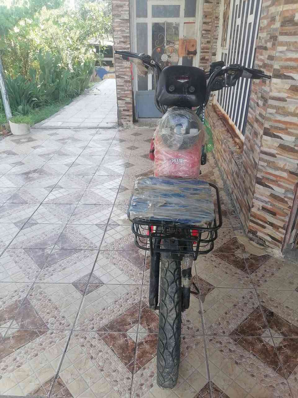 دراجه شحن للبيع سعرها 200
***********
