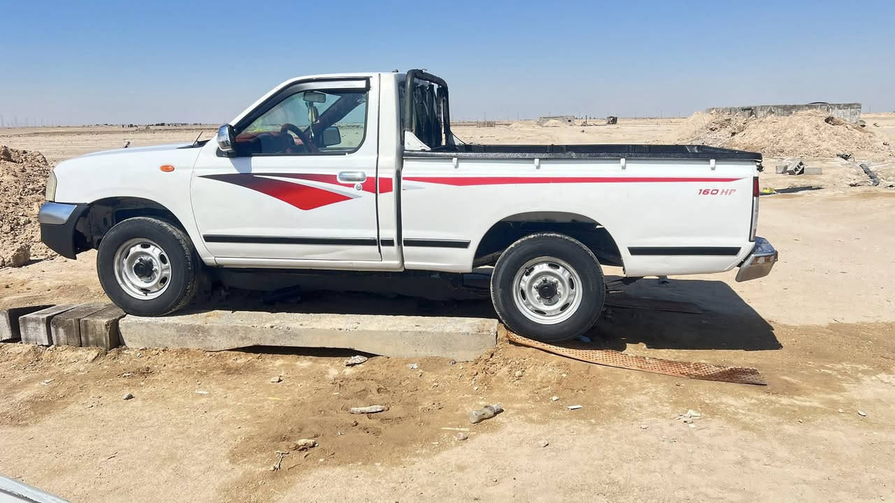 السلام عليكم ورحمة الله وبركاته للبيع نيسان موديل2013رقم ميسان مداور  ثاني يوم سياره جديده وجاهزه ماناقصها شي  محرك لاتنقيص ولا تبخير اكسن كفاله كير كفاله تخم تاير جديد  (جاهزه) سعر 90وبيه مجال مكان البصره مزارع اللحيس.للستفسار📞
0788 159 385‬5

‭0781 416 3130‬
