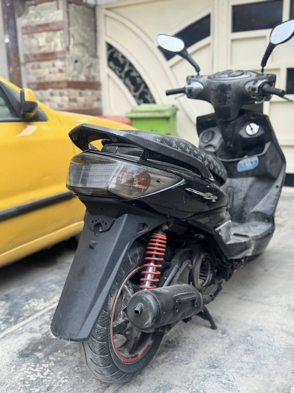 سلام عليكم سكنس فحل مكفوله تاخذه من باب بيت كهربائيات كله شغاله كامله مابيها نقص نكره سلف سعر 525 العنوان بغداد البنوك ***********
