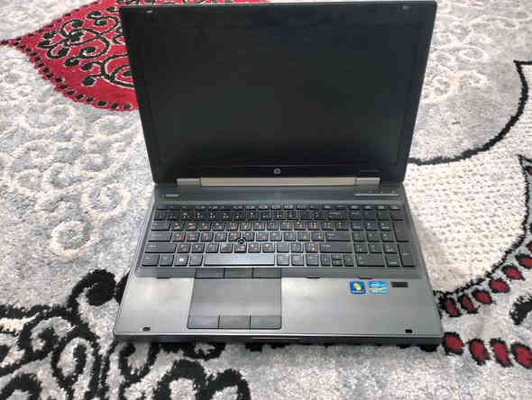 للبيع: HP EliteBook 8570w – وحش الأداء للألعاب والبرامج الثقيلة!
جهاز مصمم للمحترفين والألعاب الحديثة، أداء ثابت وسلس، ويشغل كل الألعاب الكبيرة بدون أي تهنيج 

 المواصفات الأساسية:

 رام: 8 GB DDR4 (قابل للتطوير )

 المعالج: Intel Core i7 (محدث لأحدث تعريفات)

 كرت الشاشة: NVIDIA Quadro (محدث بالكامل – أداء ممتاز بالألعاب)

 التخزين:

داخلي: 128 GB SSD M.2 (قابل للتطوير)

خارجي إضافي: 128 GB SSD M.2

 البطارية: ضمان تشغيل ساعة كاملة، ومع الشاحن تشتغل أسابيع متواصلة بدون أي مشاكل

 الشاحن الأصلي: قدرة 250 واط

 الإضافات والمرفقات:

 إضافات تجي ويا اللابتوب (كلها شغالة 100%)

ماوس عادي يأدي الغرض للاستخدام اليومي والألعاب.

جويستك (يد تحكم) تشتغل بلوتوث وعلى اللابتوب والموبايل بدون مشاكل.

سماعات بلوتوث نوعية ممتازة،

تشحن الهاتف أو أي جهاز ثاني بنفس الوقت (باور بنك صغير).

بيها شاشة رقمية لعرض نسبة شحن السماعتين يمين ويسار.

مشغل أقراص LG DVD جديد من LG.

هارد SSD إضافي سعة 128GB m.2 جاهز للتبديل أو التخزين.

جنطة خاصة للابتوب بيها عدة جيوب ومقسّمات، مناسبة لحجم 17.5 إنچ وتاخذ أغراض هواية بسهولة.

كل الملحقات ويّاها شواحنها الأصلية.

  مواصفات إضافية:

 الكيبورد كامل وشغال 100% (أرقام + F1 إلى F12 + الرموز الخ...)

 التاتش باد شغال تمام وبيه أزرار فوق وتحت يمين ويسار مثل الماوس

 الموقع: كربلاء المقدسة – طويريج / الهندية / منطقة السياحي / جرف آل بعامر

 أقرب نقطة دالة: أسواق علي جلعوط

- داخل كربلاء اجيك عادي

 للتواصل:

واتساب أو اتصال: ***********

ماسنجر متاح كذلك

 ملاحظات:

أي برنامج أو لعبة أو تطبيق تحتاجه أساعدك بتنصيبه مجانًا.

السعر مناسب حسب السوق — الجهاز نظيف ومجرب ومضمون.

#ملاحظة : السعر//400 وبي مجال للشراي
