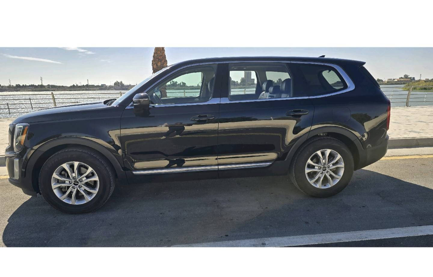 سلام عليكم 
كيا تيلورايد 2022 فئة Lx وارد امريكي  رقم بغداد 
السياره حادثها جنطه فقط وسرقة جاملغ جهة الصدر والدعاميه وثنينهن مبدلات نفس اللون بدون صبغ مؤسسه قطرة صبغ مابيها عدا الجنطه
والباقي كفاله عامه 
مكفوله كير مكينة تبريد مكفولات السياره فول مواصفات عدا البنوراما مواصفاتها
بصمه 
اشاير بالمري +شفط
رادارات اماميه وجانبيه
توقف ذاتي
تحديد مسار
شاشة كار بلي +كامرة
كشنات جلد 
7راكب وبعد بيها مواصفات 
ماشيه 64 الف
تبريد 3 قطع سياره كامله مابيها اي نقص مكانها واسط الكوت السعر255 وبيه مجال للطيبين  للاستفسار اكثر  ***********
