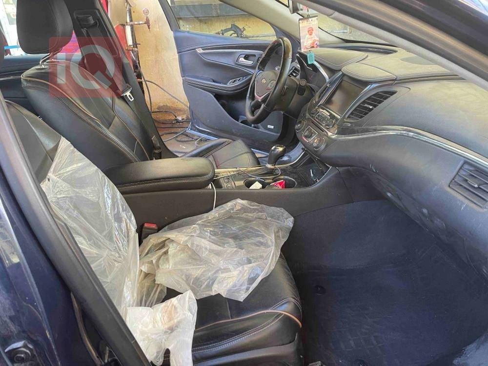 السلام عليكم
امبالا 2018 برميرا بدون حادث بيها قطع صبغ جاملغات امامية و جاملغ خلفي بدون ايرباك 
محرك 3600 ماشيه 160 الف كيلو 
معروفه مواصفات البرميرا 
بنوراما 
رادار 
نقطه عمياء 
شاشه قاصه 
كشن جلد تدفئه كهرباء سايق و راكب 
سايد بريك كهرباء 
صدر جديد تخم تاير جديد ادامه كامله دهن كير كله مبدل حت القايش و الرولات جدد 
السياره نقصها بولش و ترتيب تلميع 
السعر 125 
*********** واتس
